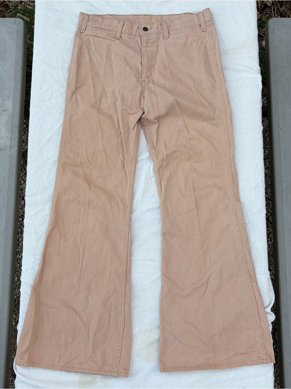 Vintage 70s Levi’s Tan Corduroy Bell Bottom Pants, Wide Leg Flare Pants